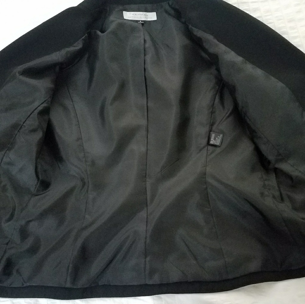 Tahari black blazer - Picture 2 of 6